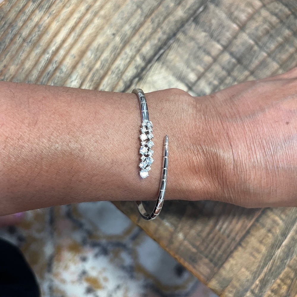 Silver Watch with Modern Design and Sparkling Accents